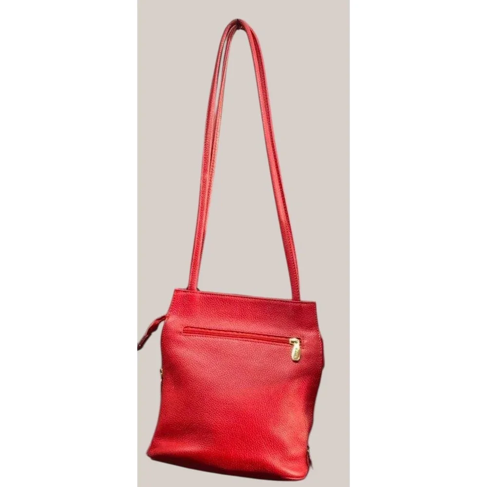 Valentina Red Genuine Leather Shoulder Bag Medium Zip Top Made in Italy